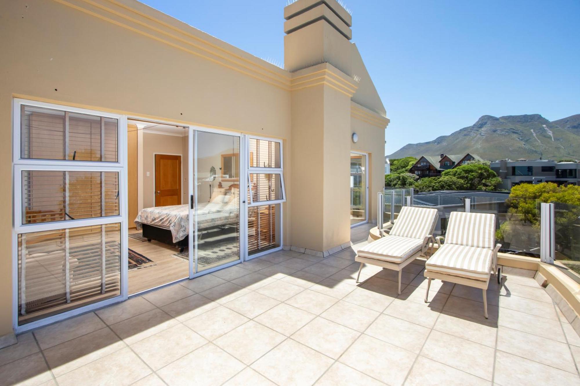 Ocean View Living Villa Hermanus Buitenkant foto