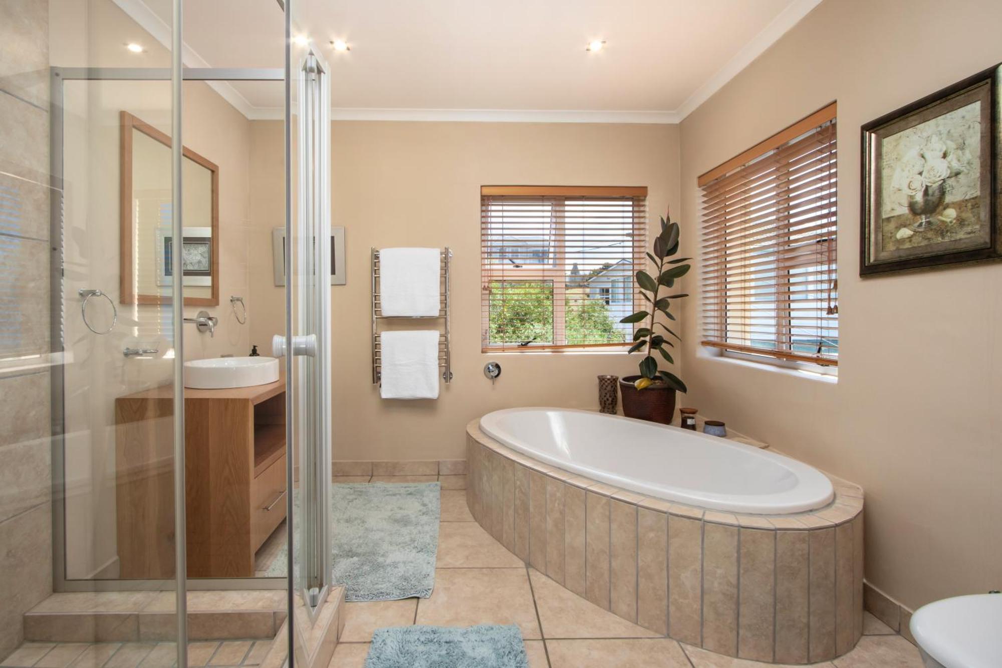 Ocean View Living Villa Hermanus Buitenkant foto